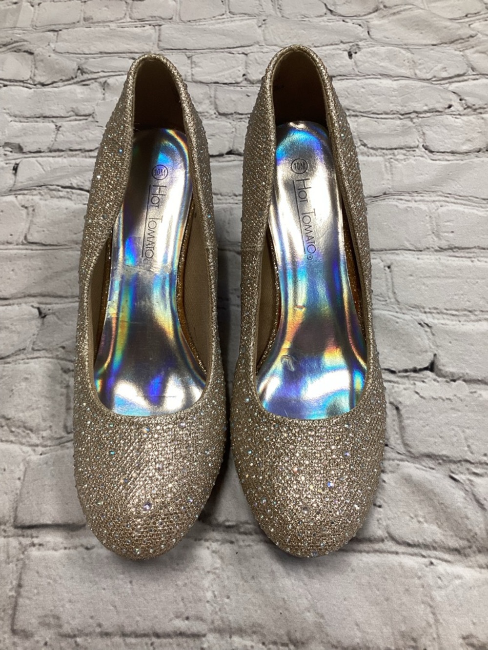 Hot Tomato Glitter Gold Round-Toe Pumps